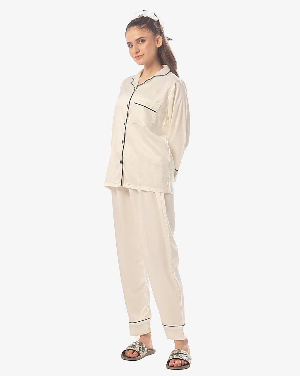 Silk Pajama Suit with Scrunchie - Pearl