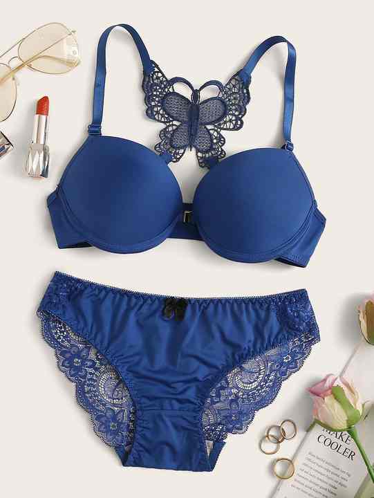 Femmeease - Butterfly  Front lock Bra panty set
