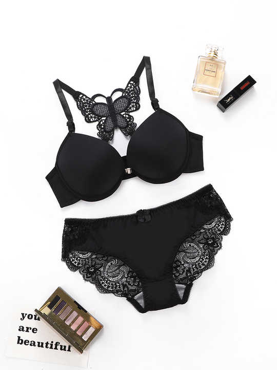 Femmeease - Butterfly  Front lock Bra panty set